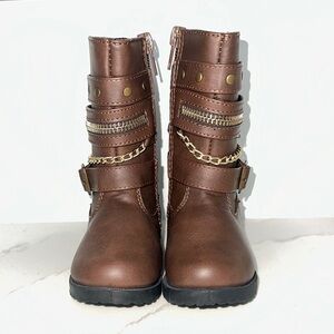 NWOT Chic Kids Brown Boots with Chains and Zippers